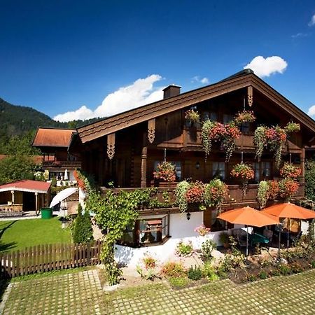 Gaestehaus Schwarzlofer Reit im Winkl Exterior photo
